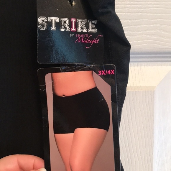 Strike by Seven til Midnight brand size 3X/4X black microfiber shorts- NWT - Picture 2 of 5